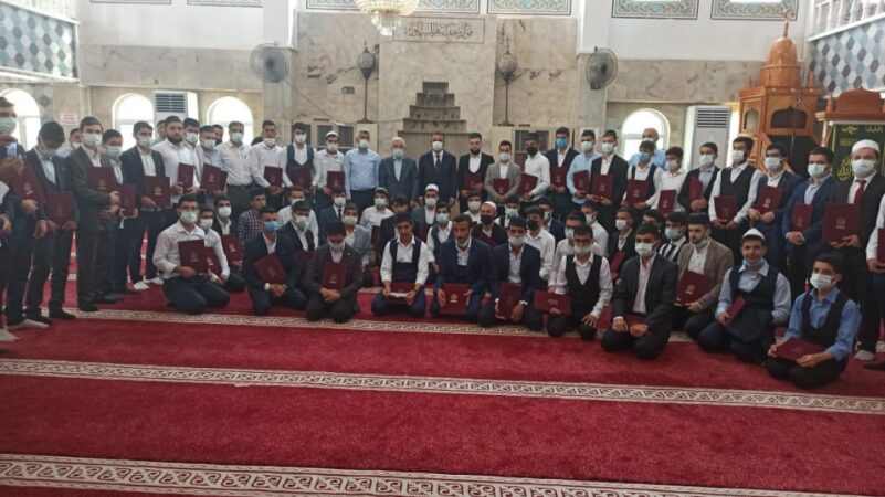 Siirt hafızlıkta ekol olmaya devam ediyor 81 evladımız hafızlık diplomalarını aldılar